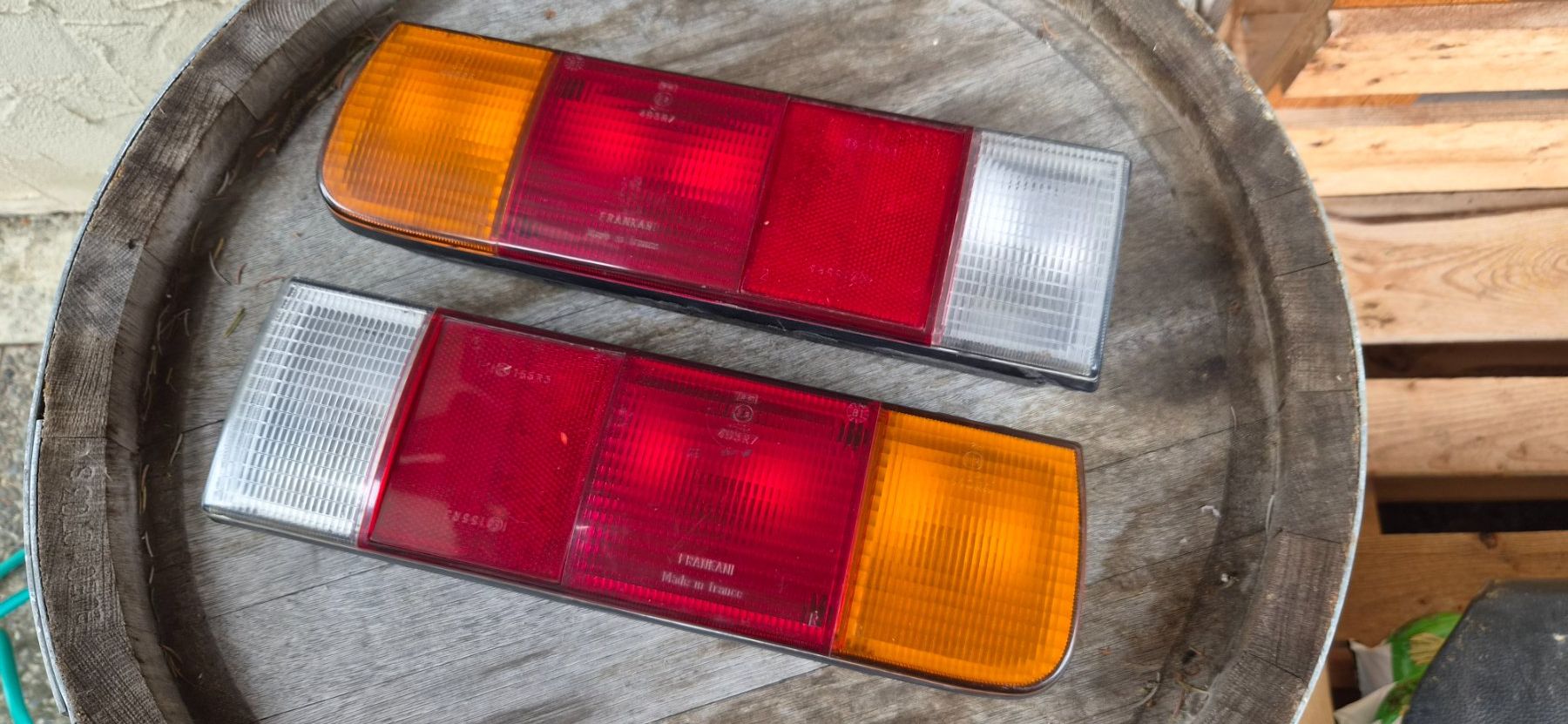 Opel Tutti pezzi di ricambio auto: Opel Ascona B Rücklichter re. und li. – Usato da Triesenberg venduto da ELFINCO