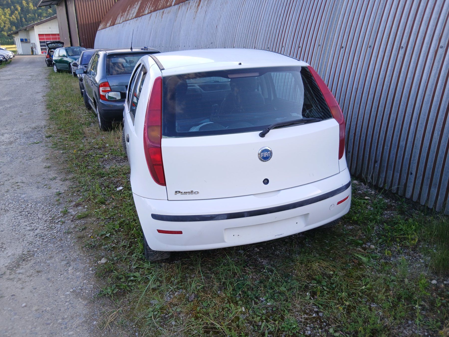 Fiat Automobili: Fiat Punto ab Platz, defekt. – Difettoso da Leibstadt venduto da Manutech 4