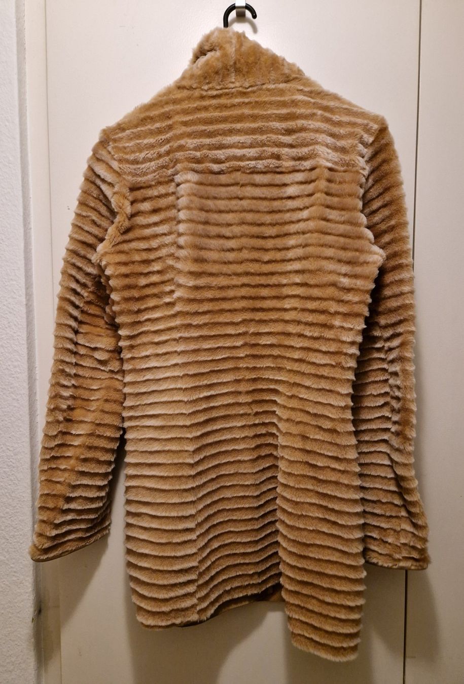Escada Giacche: Damenjacke Escada – Usato da Zollikon venduto da Tom2001 2