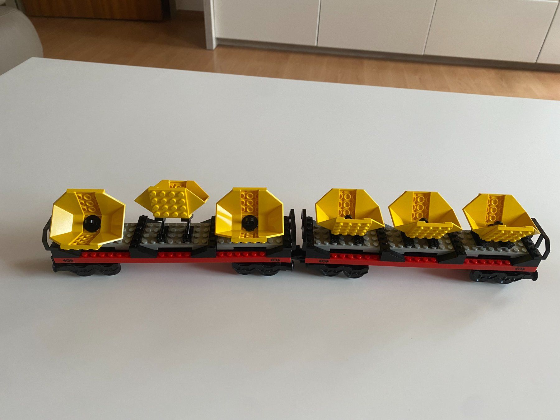 Lego Giocattoli: LEGO - 2- TOLLE - EISENBAHN - WAGONS – Usato da Gelterkinden venduto da ajdt4