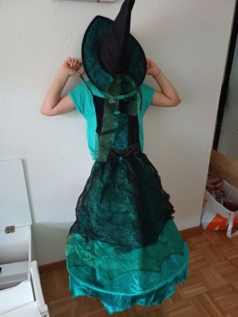 Tolles Hexenkleid zu Helloween