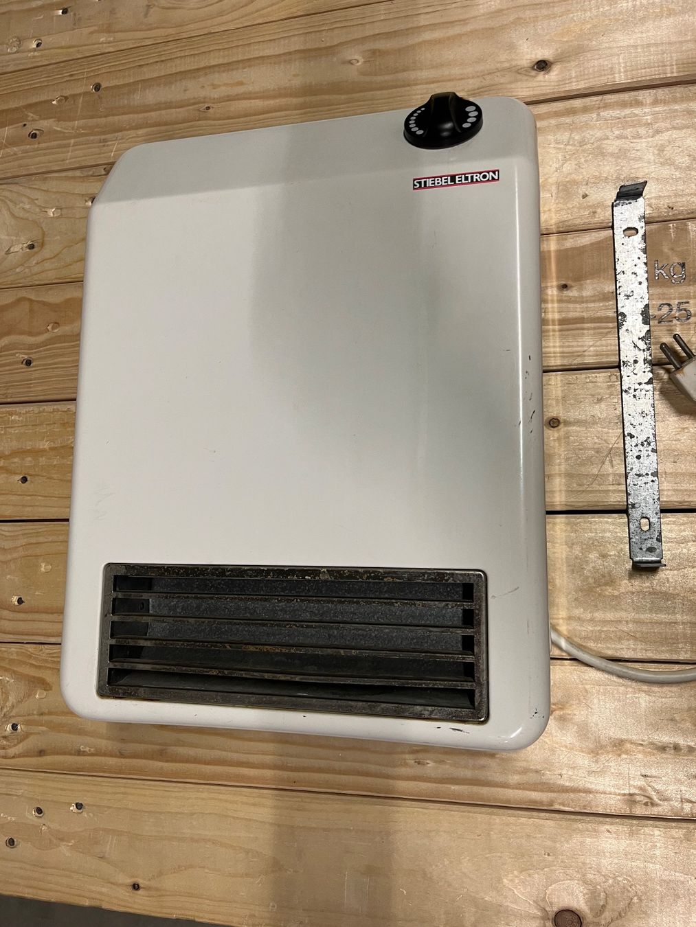 Stiebel Eltron Radiatori: Stiebel Eltron Schnellheizer – Usato da Cressier FR venduto da schmidli010