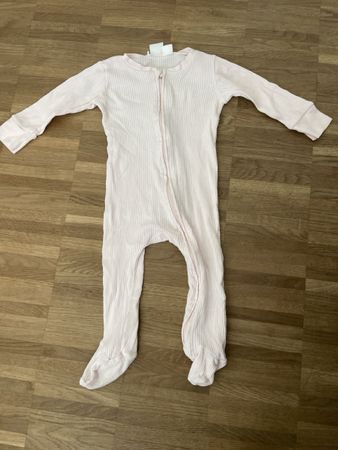 Baby Strampler Zara rosa gerippt Grösse 86 neuwertig