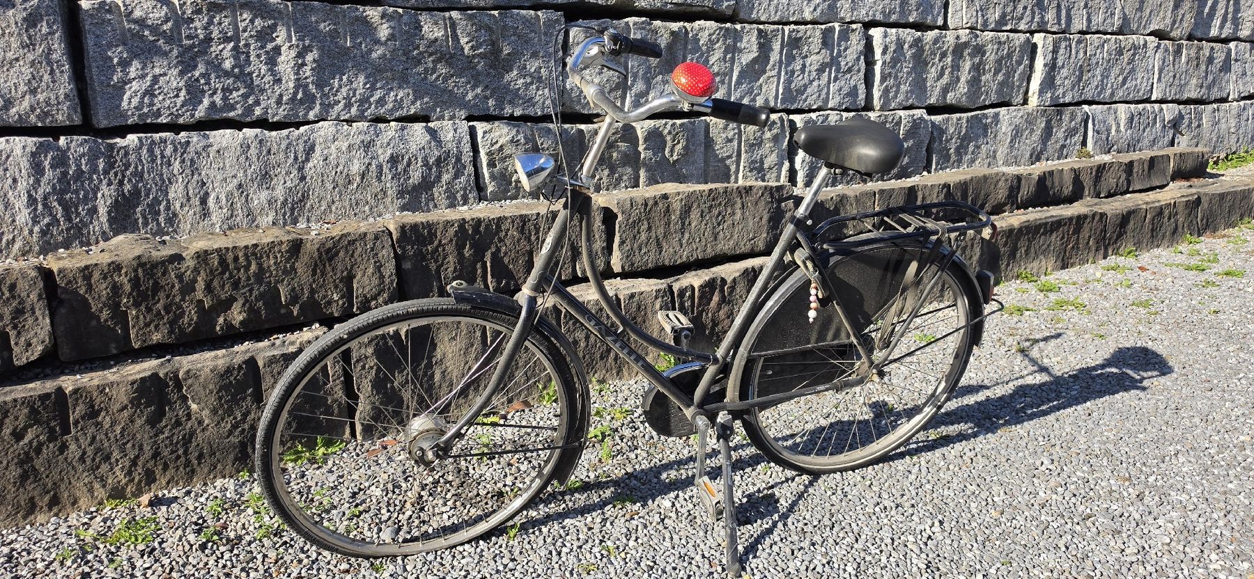 Gazelle Vélos: Citybike, Gazelle Basic schwarz  – Défectueux à Jona par Toinf