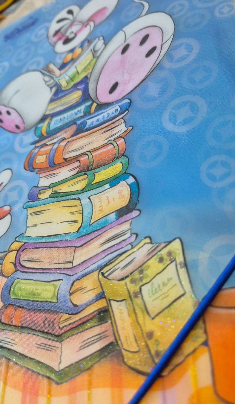 Classeurs: Speziell schönes Diddl Mäppli A4 – D'occasion à Urtenen-Schönbühl par Blume.9294 2