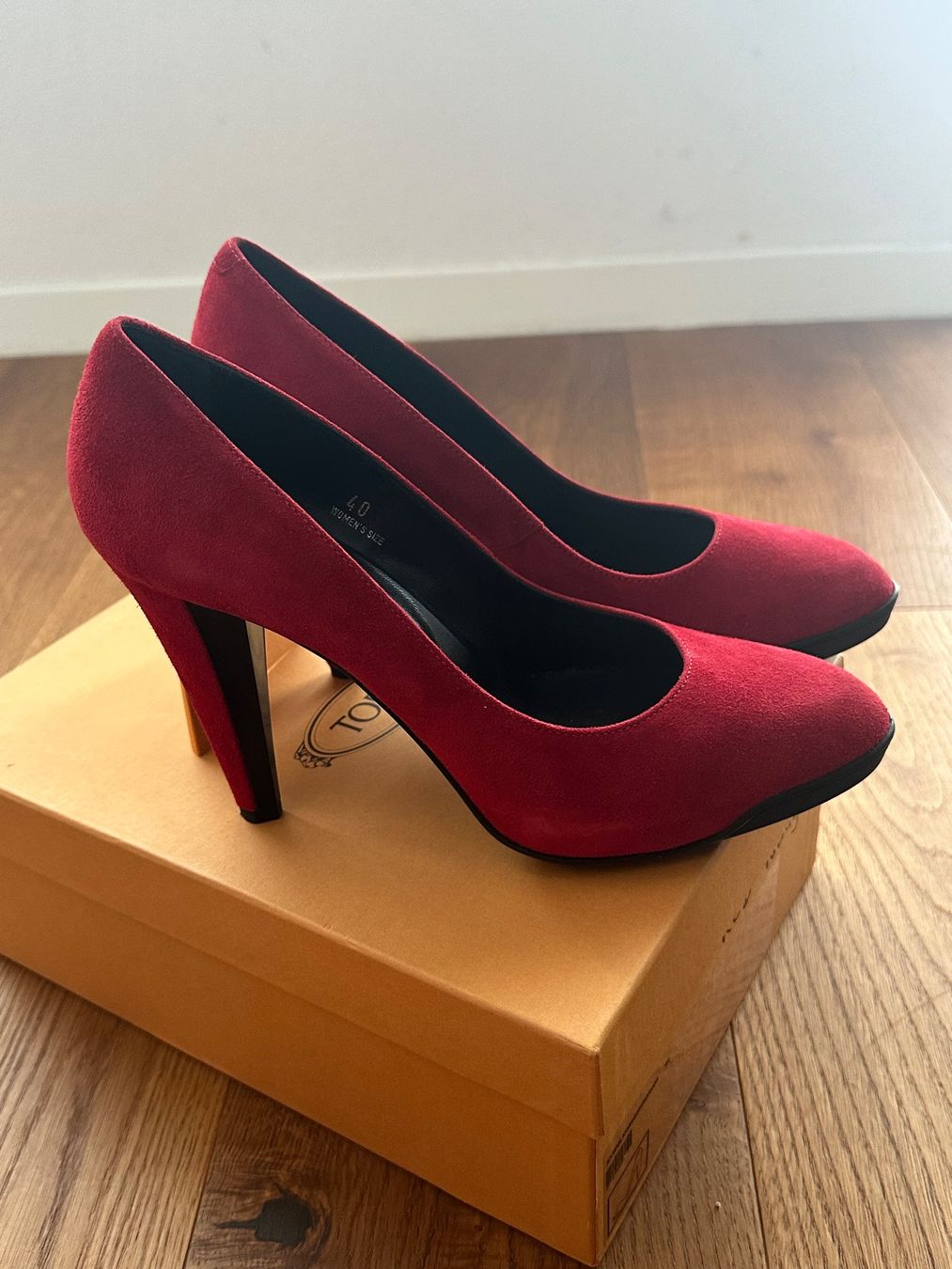 Tod'S Scarpe da donna: TOD´S pumps ( eu40) – Usato da St-Légier-Chiésaz venduto da EvaVDRiviera 2