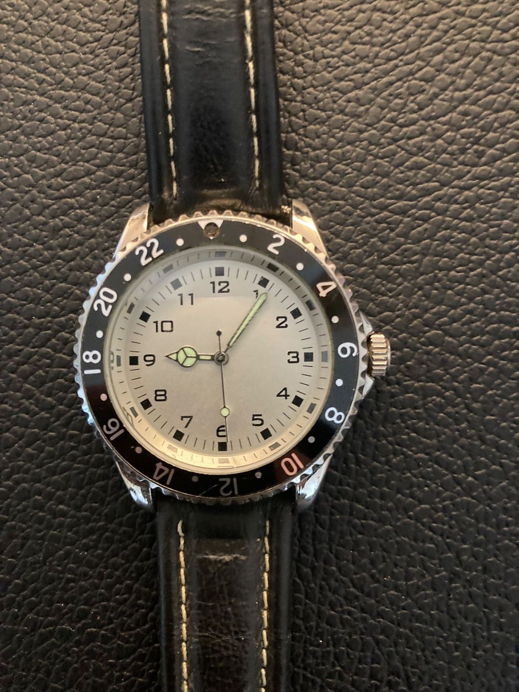 Orologi: Quarz Uhr – Usato da Wilderswil venduto da Feldbach