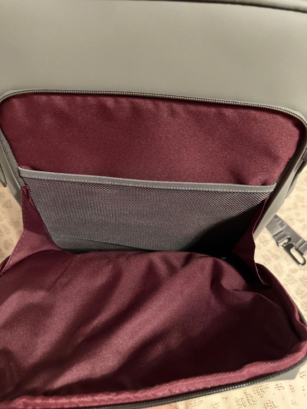 Rucksäcke: Rucksack Pro auf Rollen 16 – Gebraucht aus Zürich von SEDRAEN 5