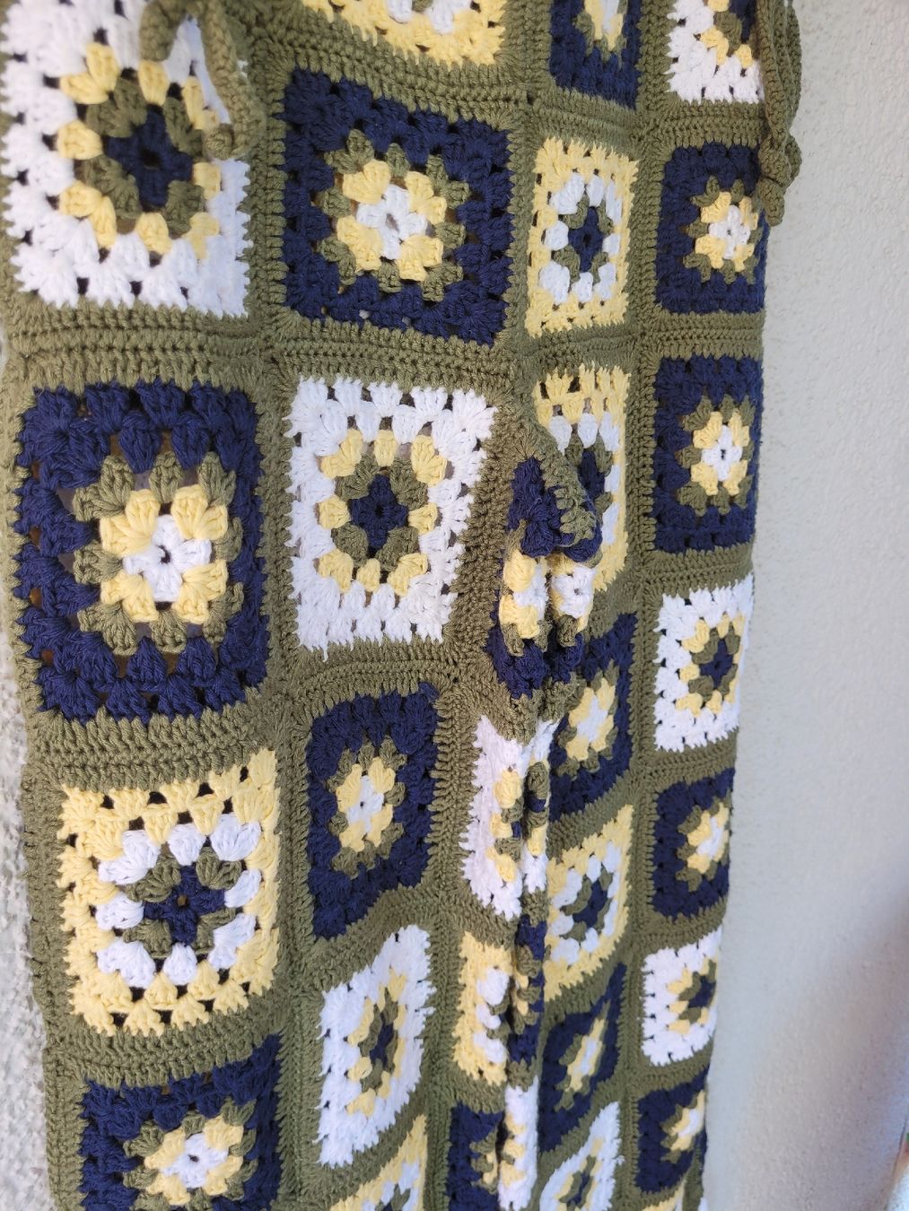 Hosen: Präzise Handarbeit Patchwork Schlaghose gehäkelt Boho Stil – Gebraucht aus Buttikon SZ von Renco 2