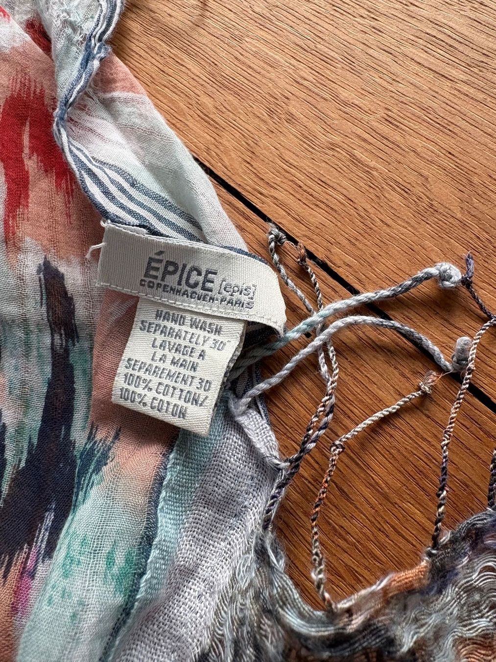 Foulard & Sciarpe: Riesiger Schal von EPICE Paris aus Baumwolle – Usato da Zürich venduto da triangular 8