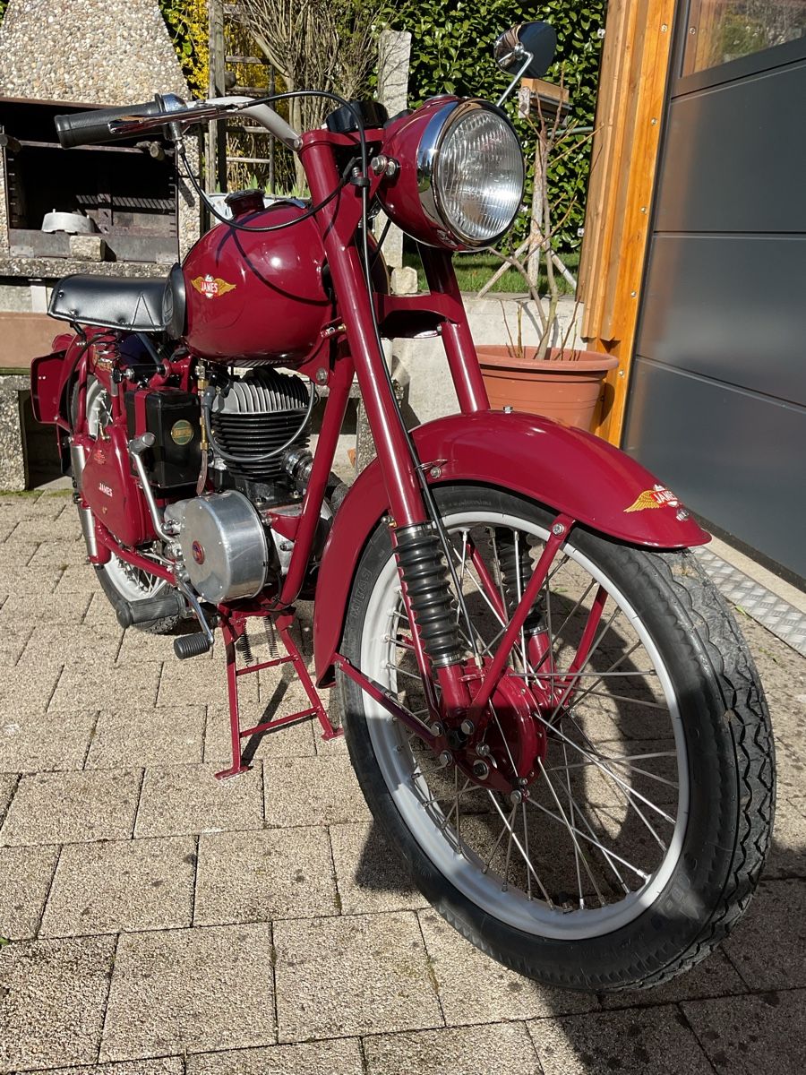 Strada: Oldtimer James Captain 6E 1953 – Usato da nunningen venduto da rolli-mas 6