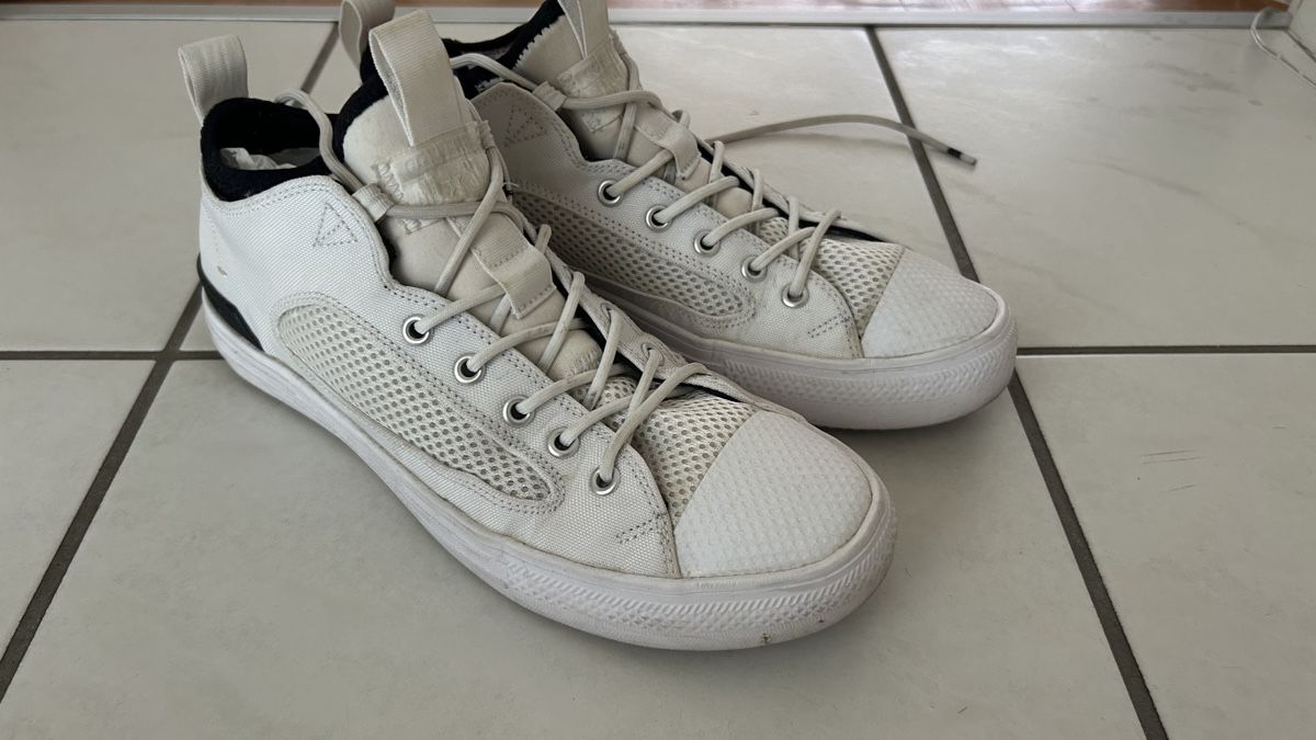 Converse Scarpe da uomo: White Converse A-Cold-Wall trainers, size EU 41.5 UK 8 – Nuovo (secondo la descrizione) da Lugano venduto da bad_2t9b 1