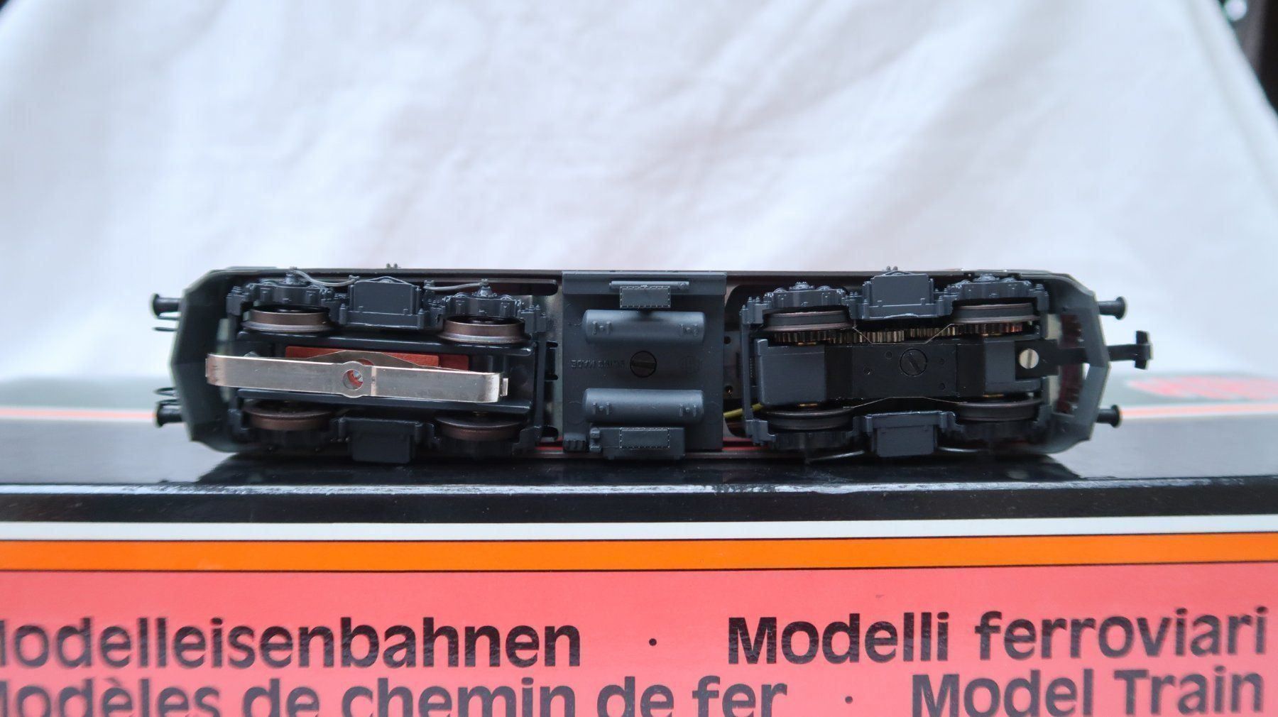 Hag Modellini di ferrovie: HAG Nr.212 Re4/4 II SBB rot – Nuovo (secondo la descrizione) da Muttenz venduto da Laeckerlihamschter 7