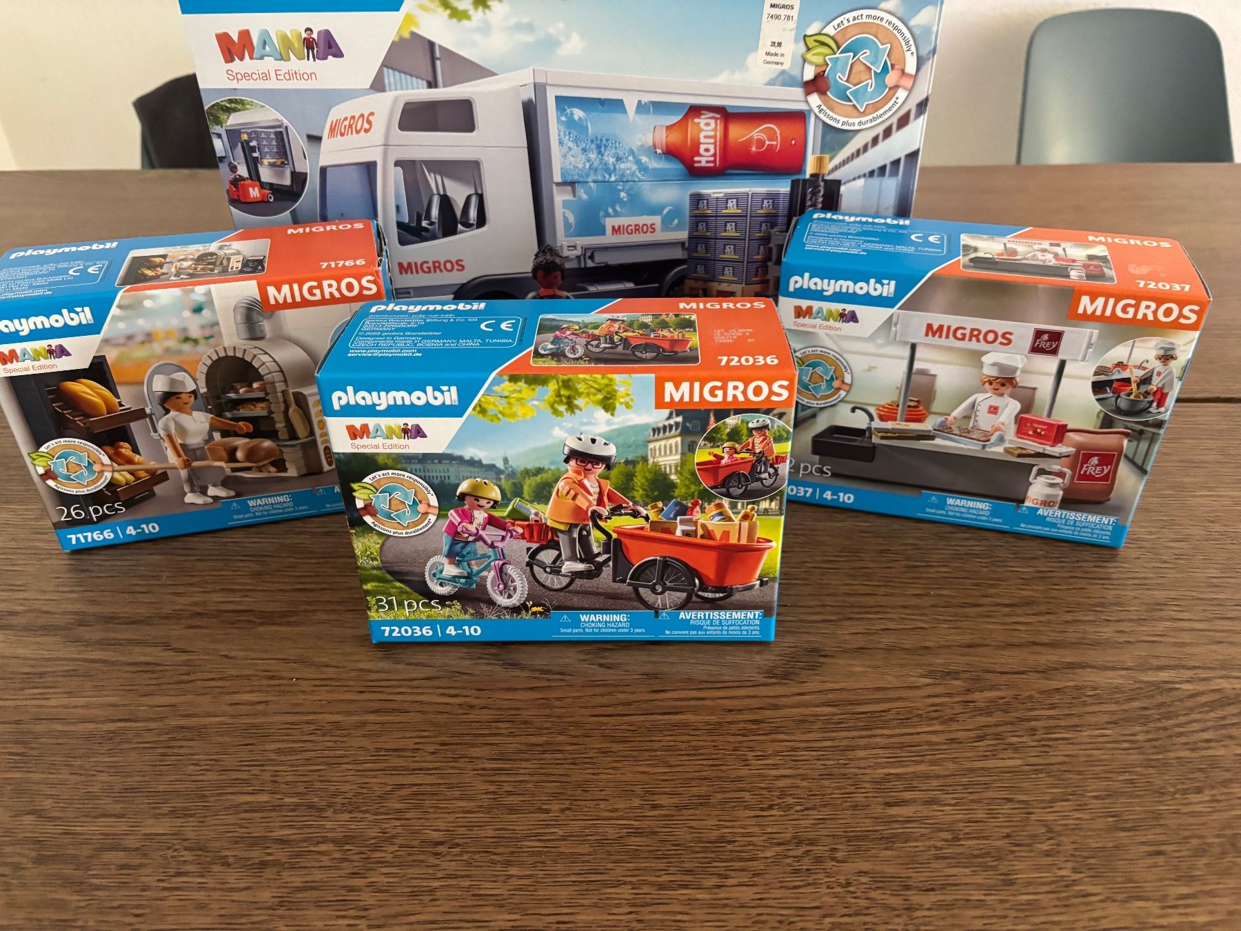 Playmobil Spielzeuge: Playmobil Migros Mania Set 6 Teile – Neu (gemäss Beschreibung) aus Niederweningen von ronboni 2