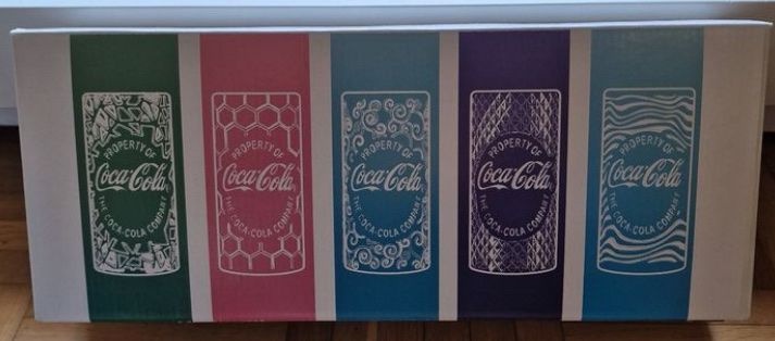 Coca-Cola Bicchieri: Coca Cola Gläser 2025 Limited Edition Crew Collection! – Nuovo e nell'imballaggio originale da Escholzmatt venduto da Garamero 3