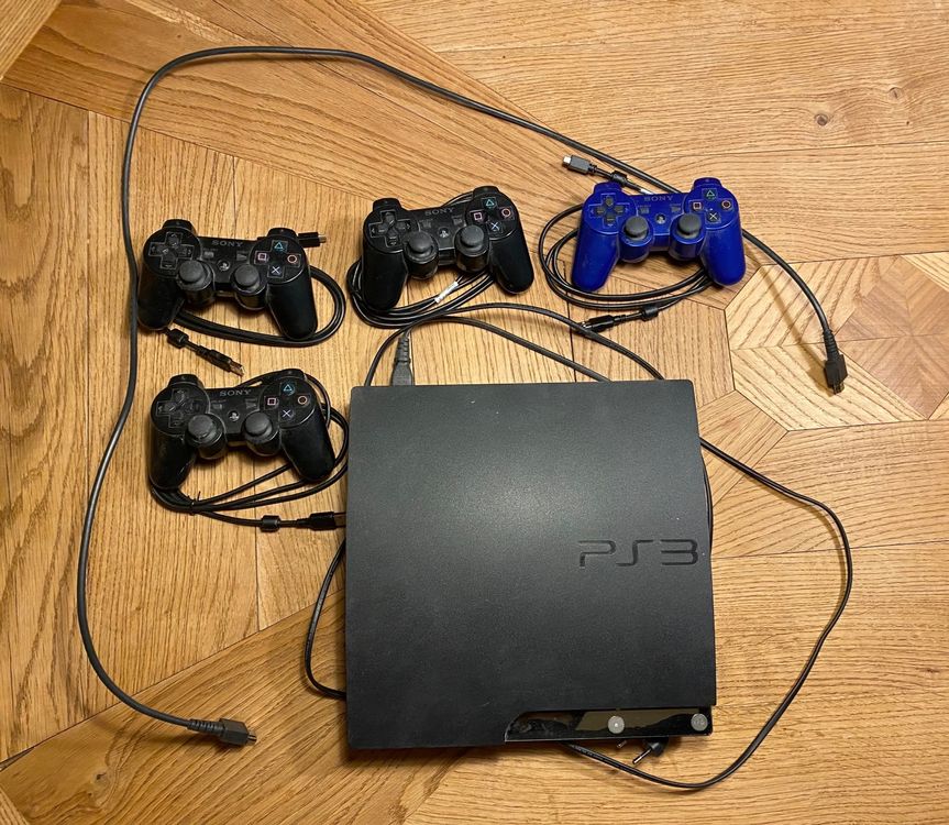 Playstation 3 mit 4 Controller inkl. Lade & HDMI Kabel Kaufen auf