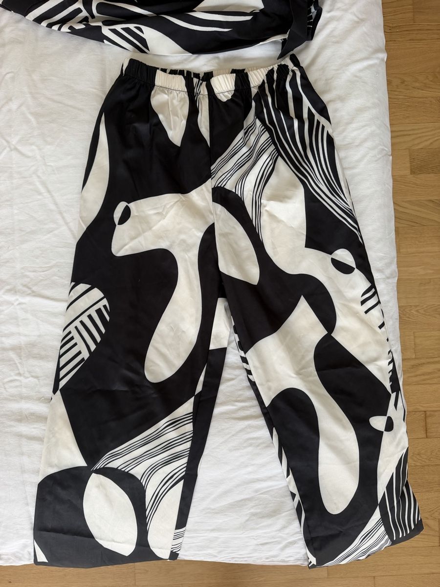 Lotti di vestiti: Summer set: patterned shirt & pants – Nuovo (secondo la descrizione) da Zürich venduto da lil_h279 1
