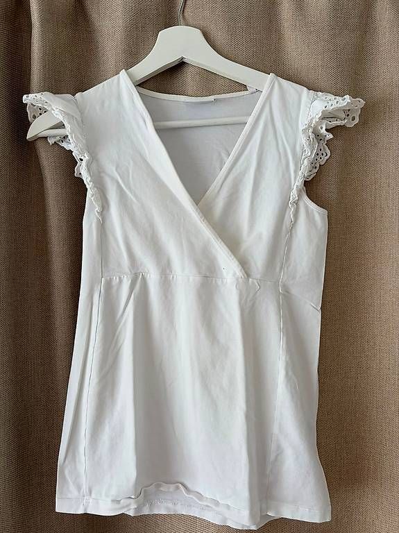 T-Shirts: Stillshirts / Shirt mit Stillfunktion – Gebraucht aus Säriswil von alexandra.molinaro01