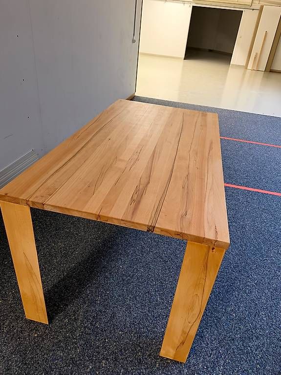 Tavoli: Massiver Buchen Tisch – Usato da Burgdorf venduto da lea_99hp 1