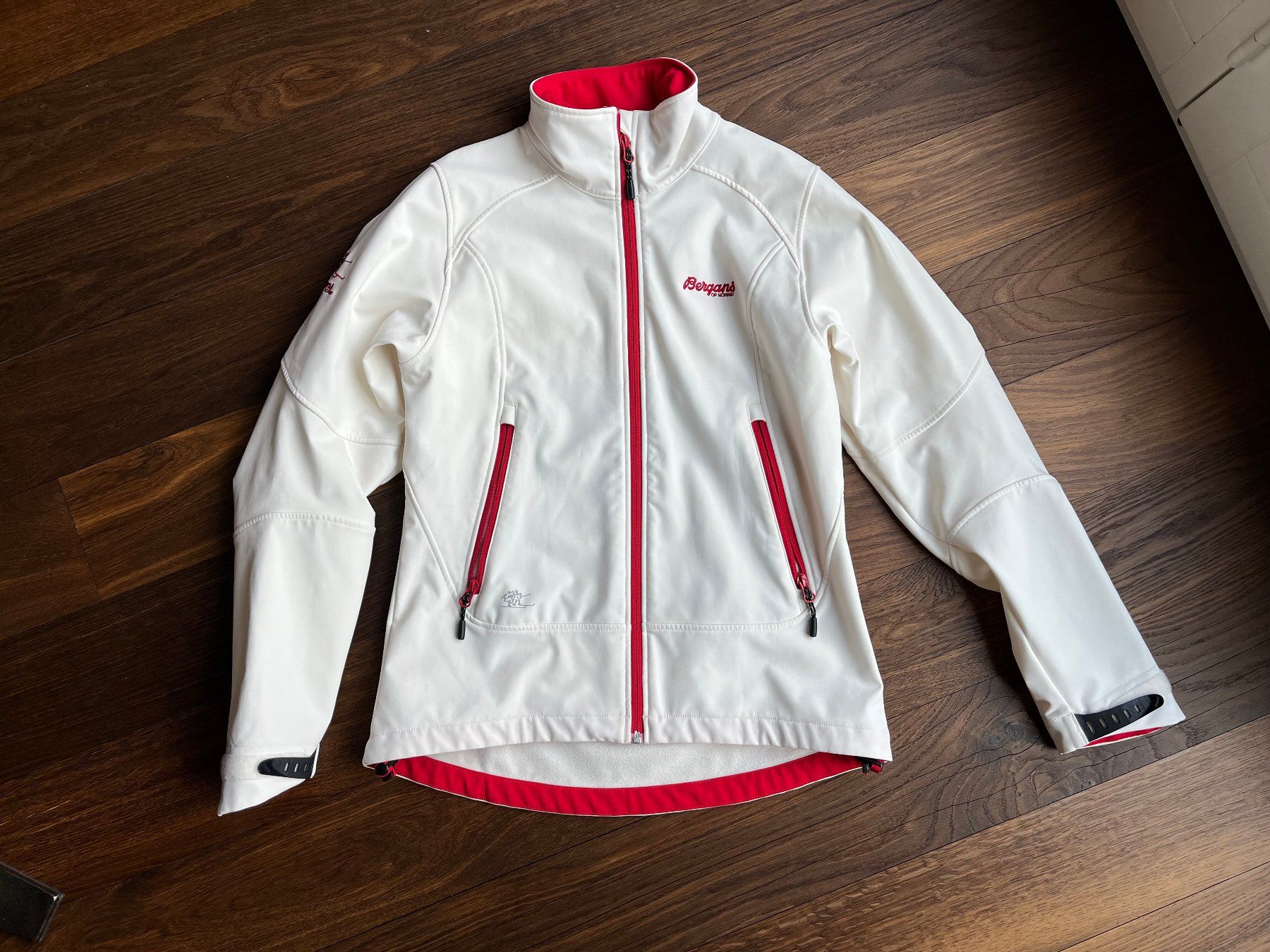 Bergans Giacche: Softshell Jacke Bergans  Gr. S – Usato da Affoltern am Albis venduto da Blackrhythm 9