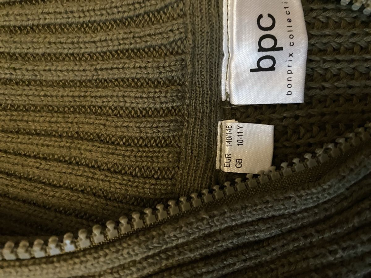 Pulls et sweat-shirts: BPC Jungenpullover, Gr. 140 – Neuf (Voir description) à Rüti ZH par zoli01 1