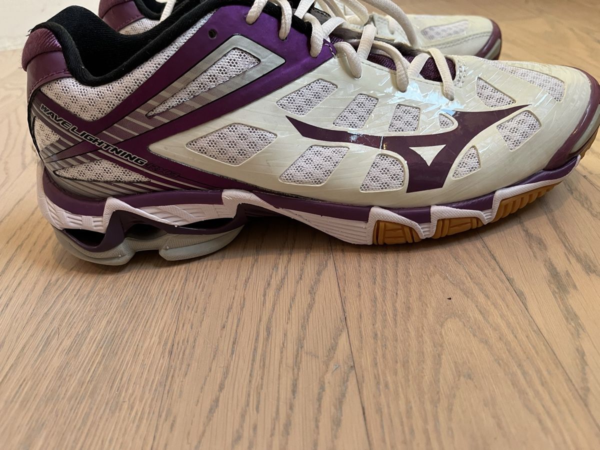 Mizuno Scarpe da donna: Turnschuhe Damen Gr.41 – Usato da Oberuzwil venduto da Kuchli