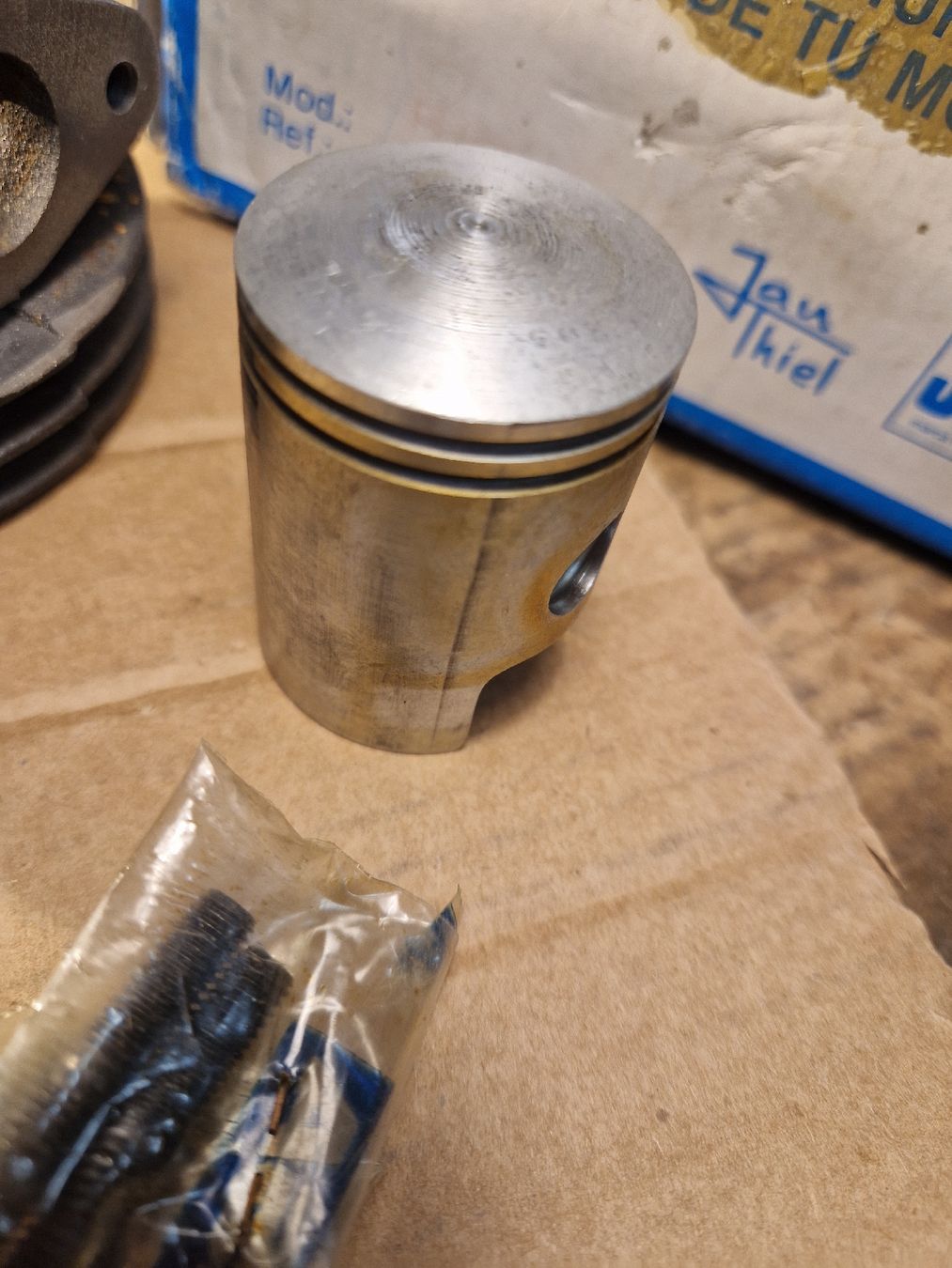 Puch Ciclomotori: NOS Autisa 38mm per vari Puch modello vecchio – Nuovo e nell'imballaggio originale da Breno venduto da BorioliD 2