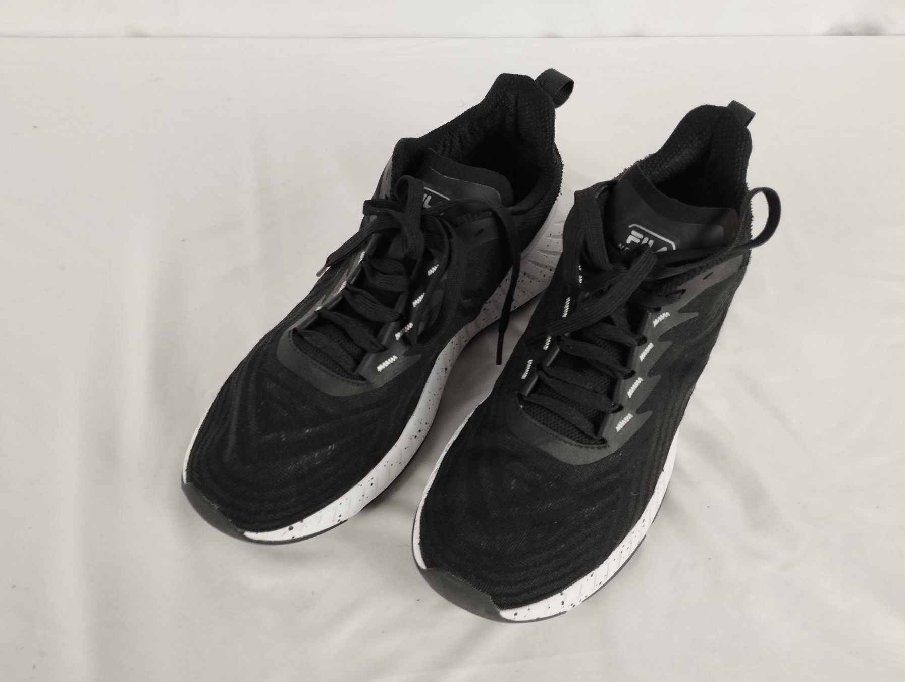 Fila Scarpe da uomo: FILA Breathable Turnschuhe Gr. 44 – Usato da Schübelbach venduto da Restwert_Schubelbach 4