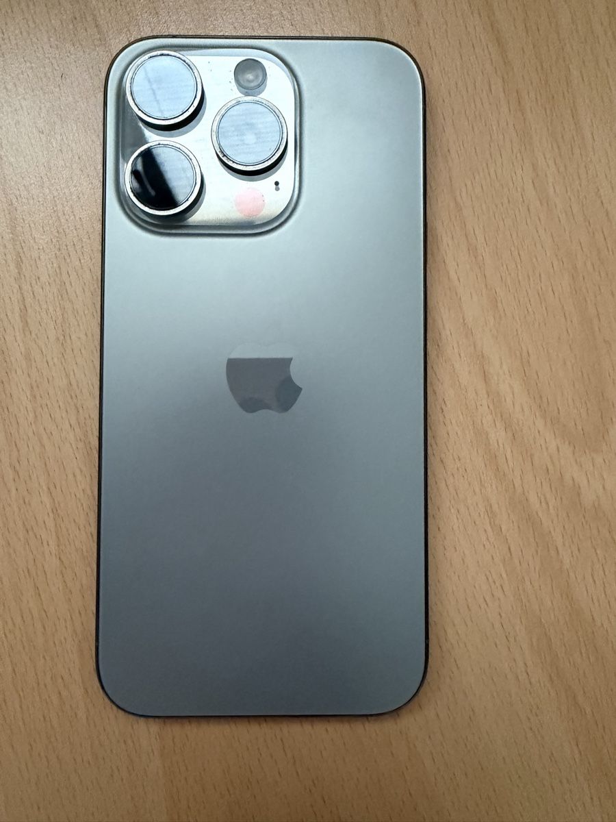 Apple Handys / Smartphones: iPhone 15 Pro, 128GB, Grau – Gebraucht aus Zürich von Orionos 1