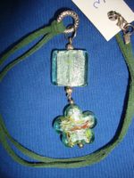 grüner Glasblumen Anhänger