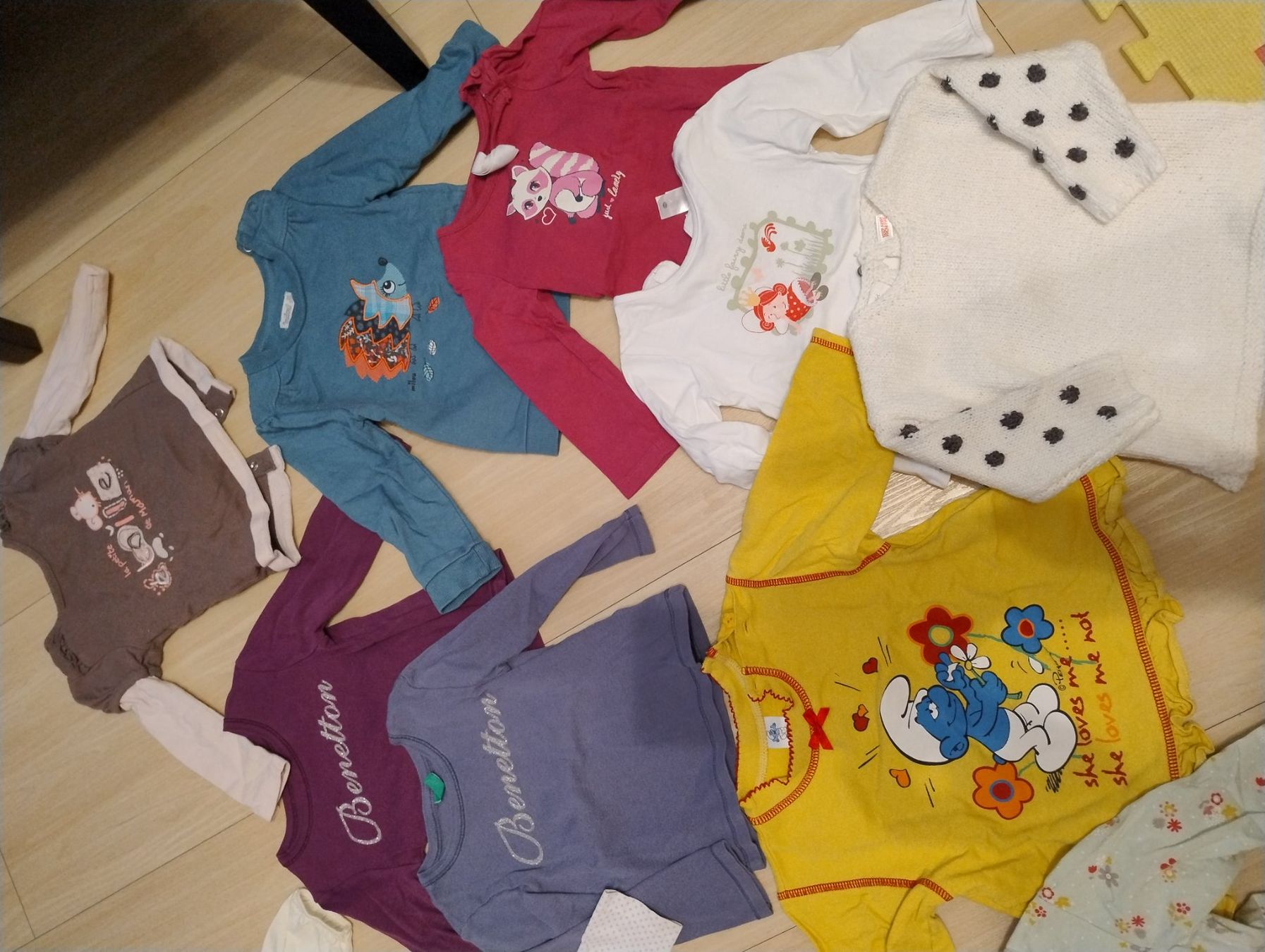 Lotti & Set di vestiti: Mädchenoberteile Gr. 80 – Usato da Bätterkinden venduto da livingdreams 2