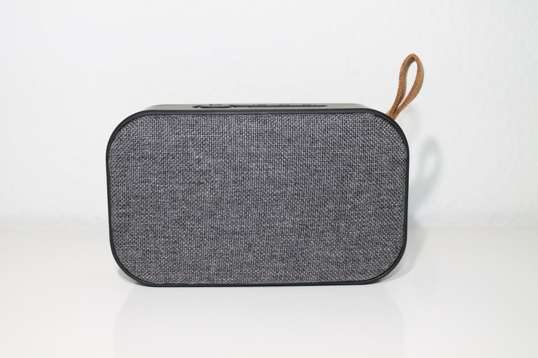 Casse acustiche: Livoo Haut Parleur Compatible Bluetooth Tes213 – Usato da Basel venduto da David25
