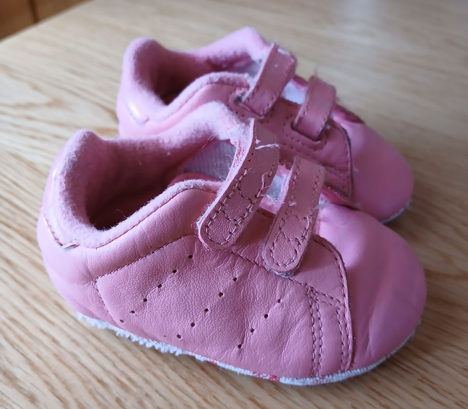 Adidas Scarpe per ragazzi: Premières chaussures Adidas taille 18 – Usato da Sciernes-d'Albeuve venduto da Dojo004 1