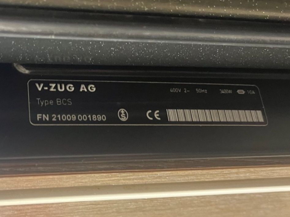 V-Zug Fours: V-ZUG Einbaubackofen (Typ BCS) – D'occasion à Leuggern par Yzerman2 4