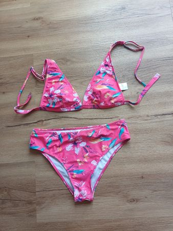 Sommer-Bikini Grösse L mit tropischem Muster – perfekt für d