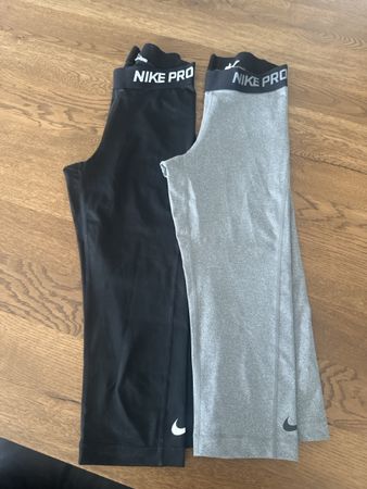 2x Nike Leggins 3/4 - Gr. XS - neuwertig