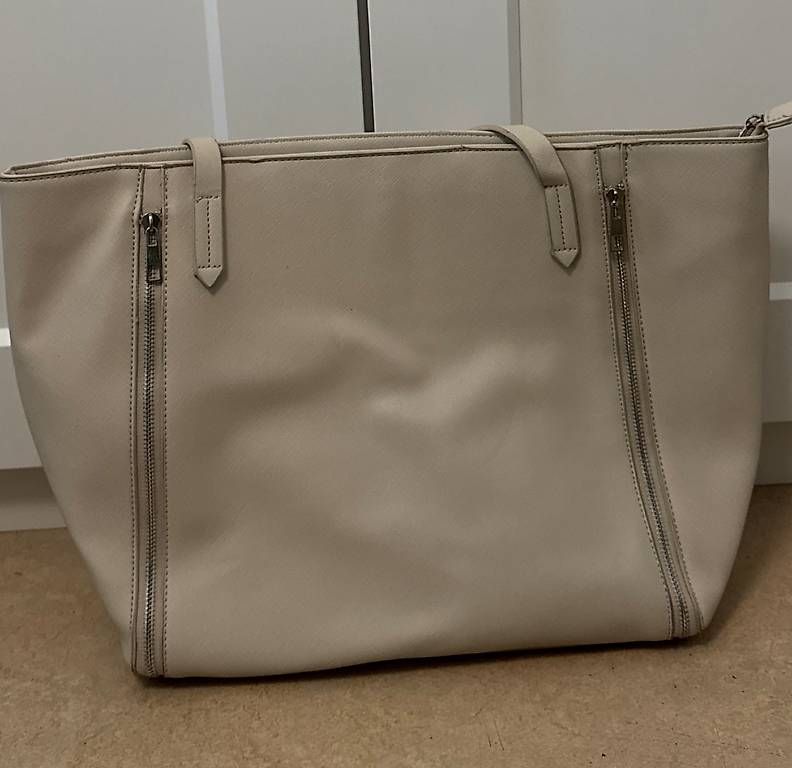 Borse da donna: Tasche Beige – Usato da Luzern venduto da _.Horizon._