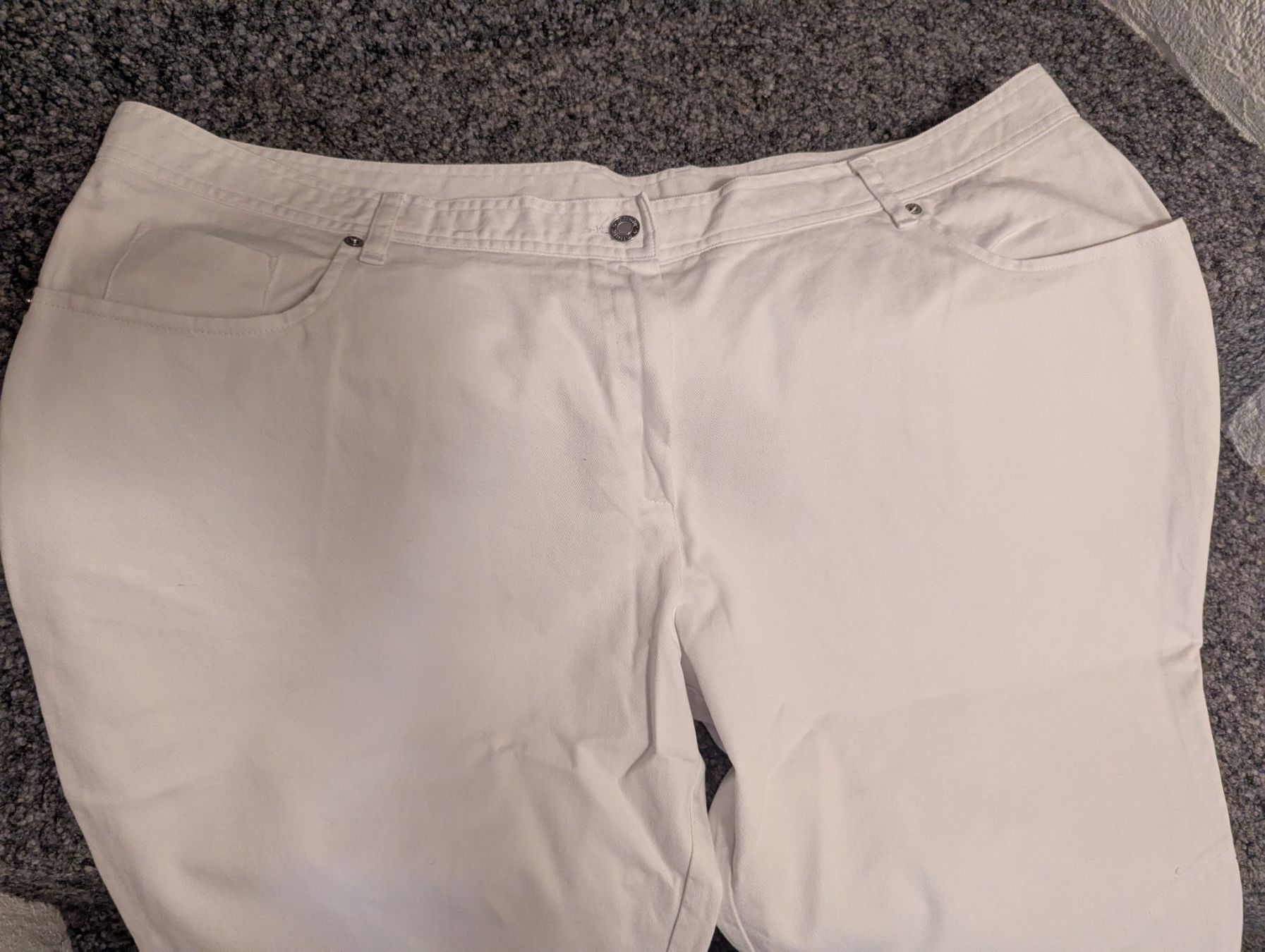 Pantaloni: Berufshose Pflege – Usato da Schönenwerd venduto da naehel 4