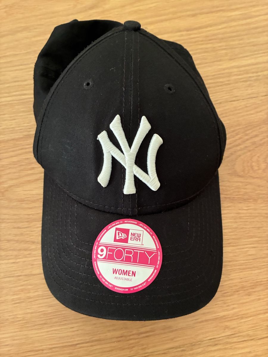 New Era Hüte, Mützen & Caps: Kappe – Gebraucht aus Bassersdorf von secondhand_clothing