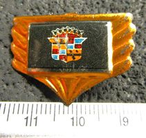 CADILLAC USA AUTO LOGO OLDTIMER ANSTECKNADEL VINTAGE