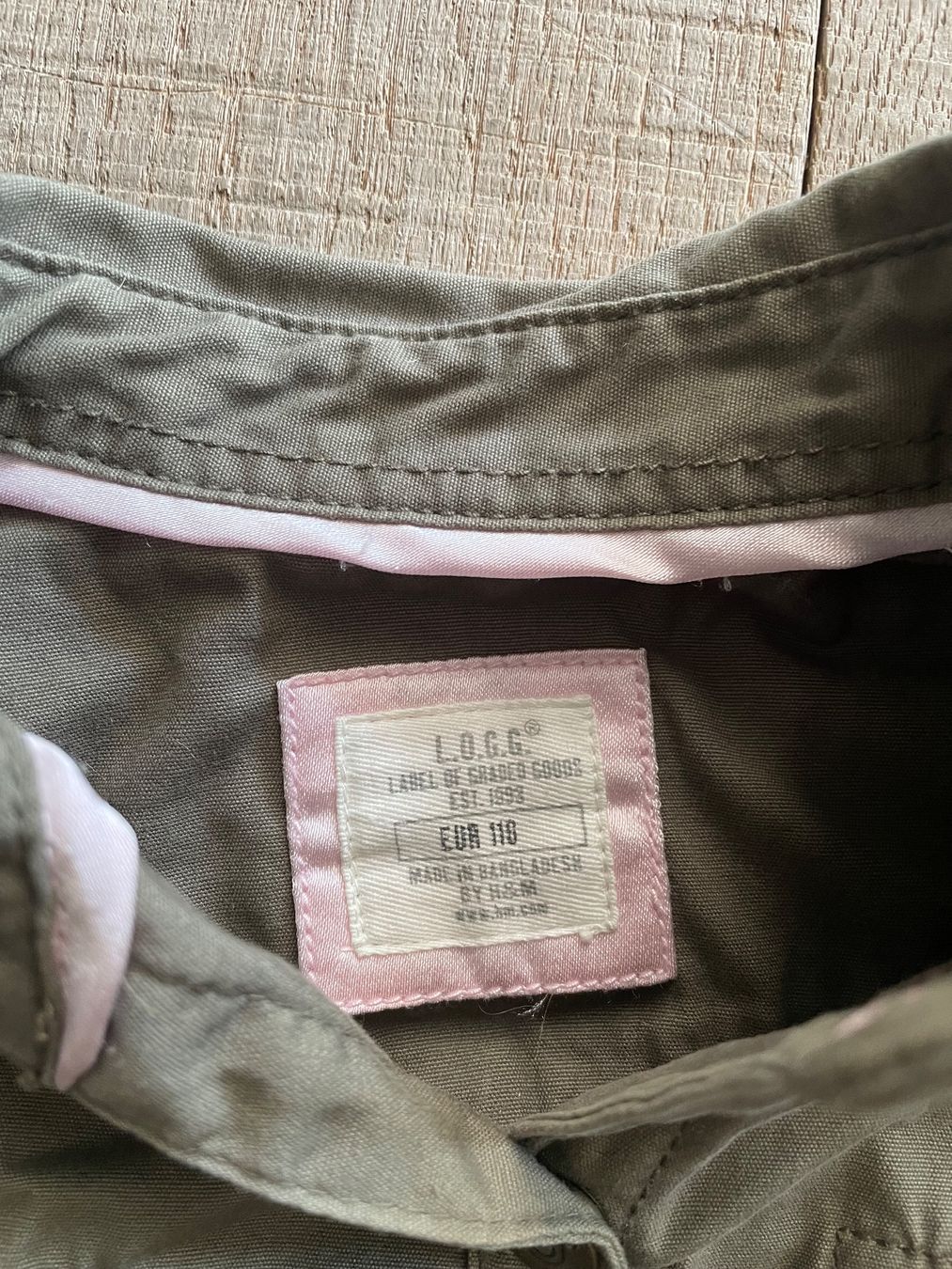 Vestiti & Gonne: Kinderrock safarigrün – Usato da Bonstetten venduto da Pina15 1