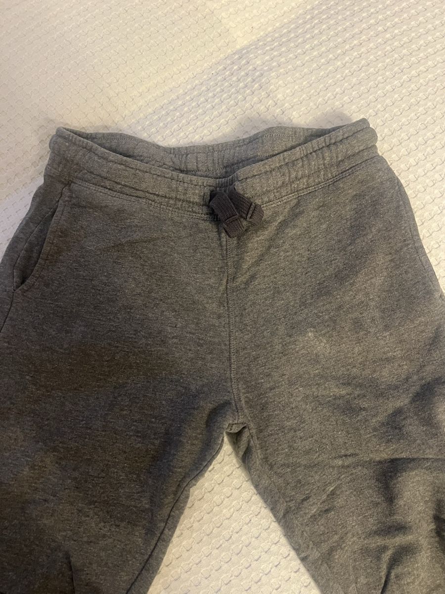 Pantaloni: OVS TRAINERHOSE GR 152 – Usato da Basel venduto da theo-g77 2