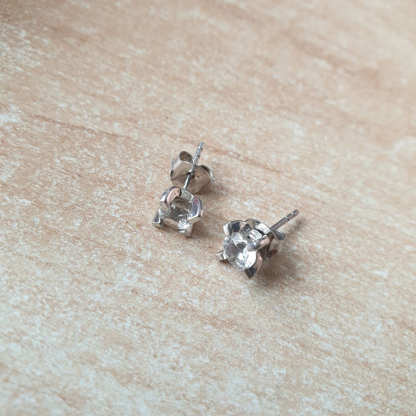 Ohrringe & -stecker: OHRSTECKER 925 GESTEMPELT MIT ZIRKONIA – Gebraucht aus Winterthur von katzen07 5
