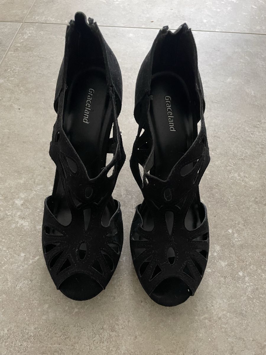 Damenschuhe: High heel schwarz Gr.36 – Gebraucht aus Zürich von illuminari 1