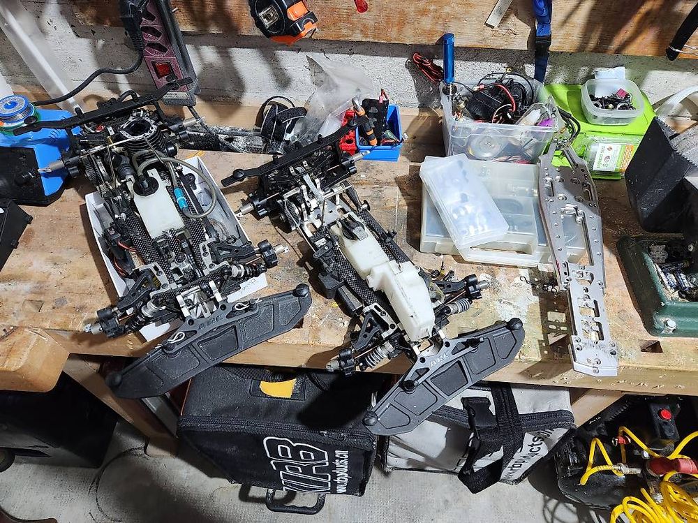RC Kits de montage: Voitures télécommandés ARC 1/8 piste – D'occasion à Renens VD par aligrapefruit