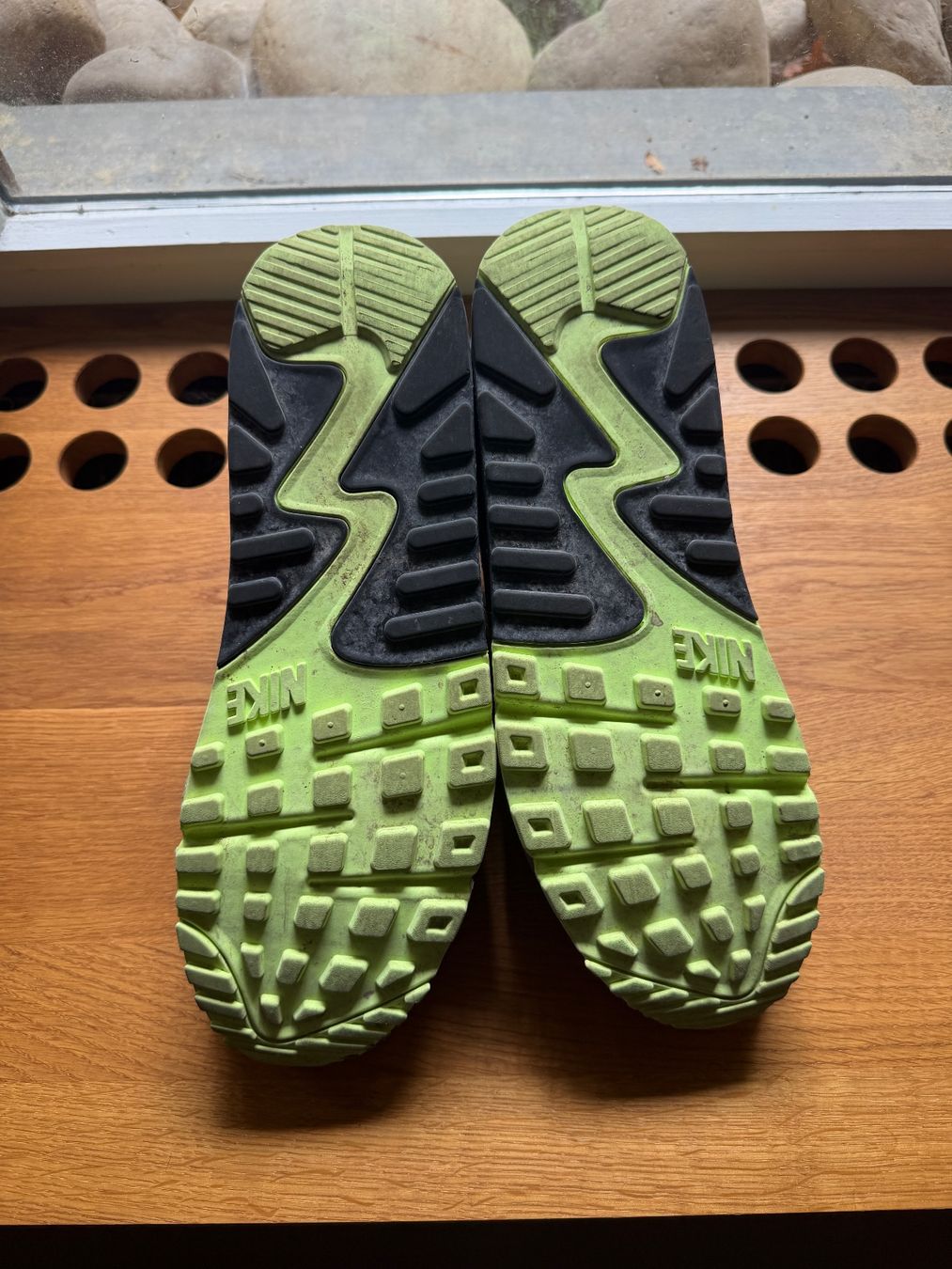 Nike Chaussures hommes: Nike Air Max 90, Green Camo Gr. 45 – D'occasion à Bern par ElevenFive 2