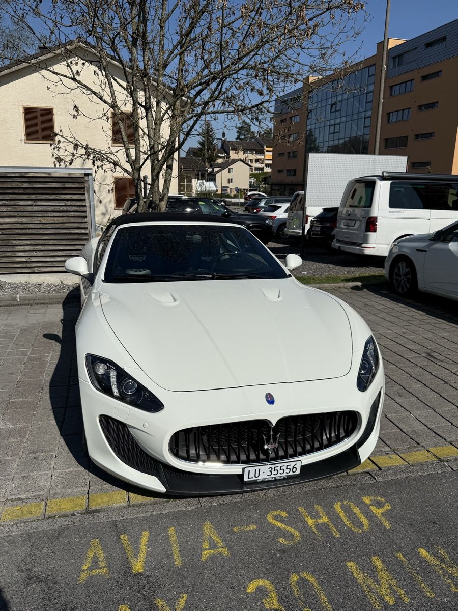Maserati Automobili: Maserati GranCabrio MC Stradale – Usato da Luzern venduto da Vanosa 6