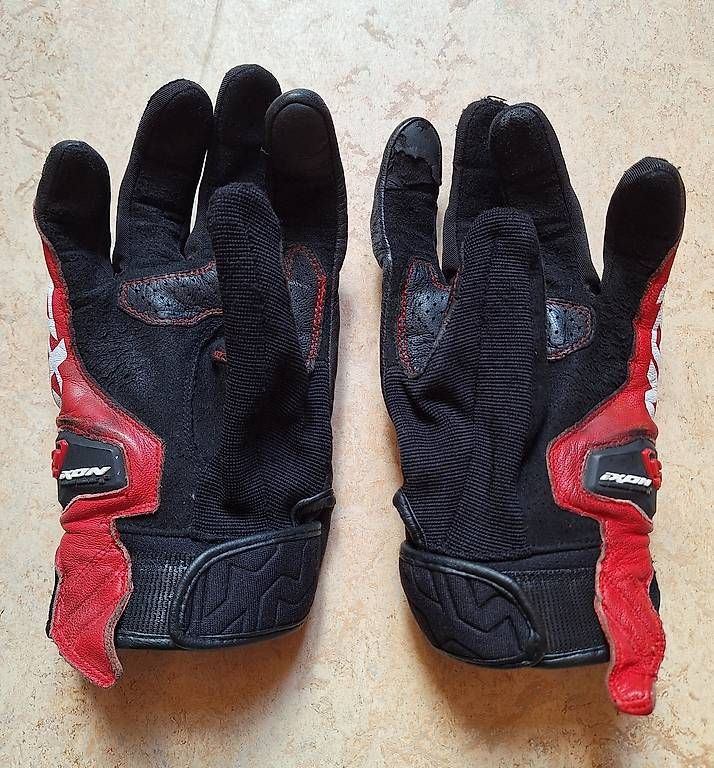 Ixon Handschuhe & Handstulpen: Gants de moto IXON RS SPLITER – Gebraucht aus Bellelay von noe_jobin 1
