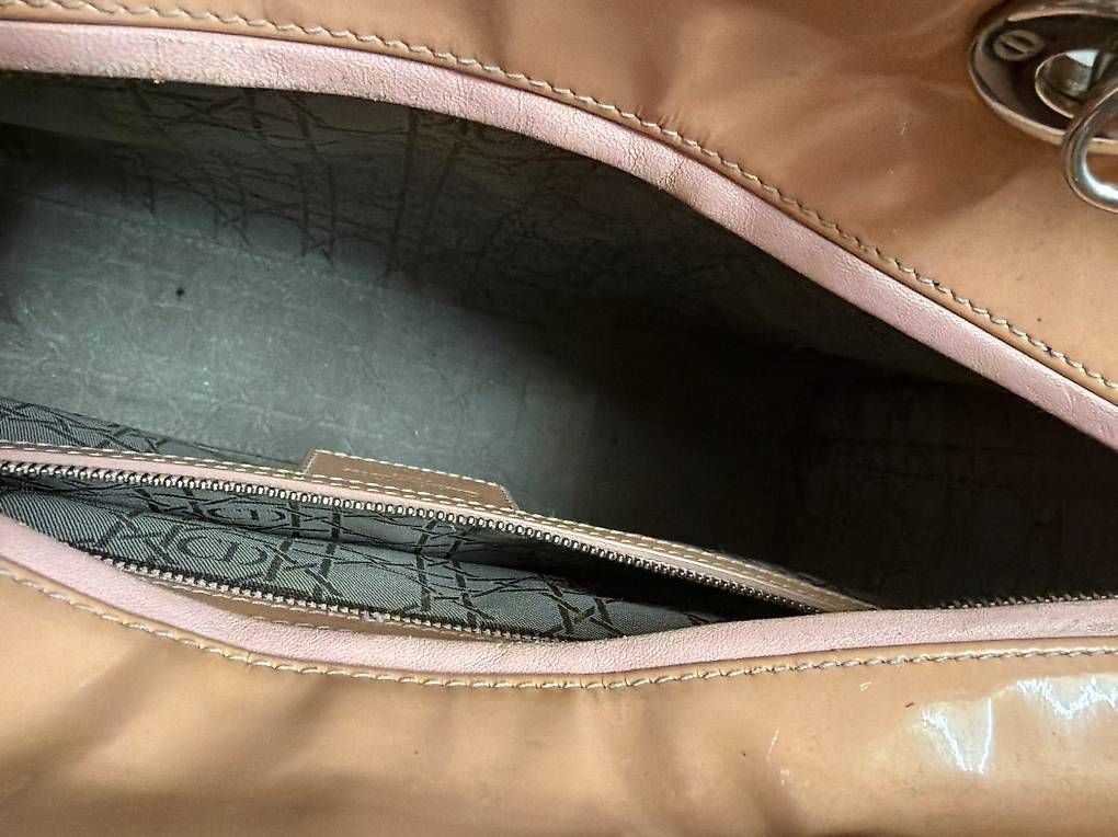 Borse da donna: Lady Dior Lack rosa  – Usato da Zürich venduto da Paula062 4