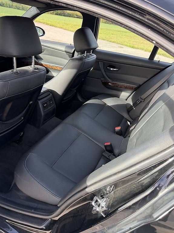 Automobili: Bmw E90 330i Heckantrieb – Usato da Muri AG venduto da Aero96 6